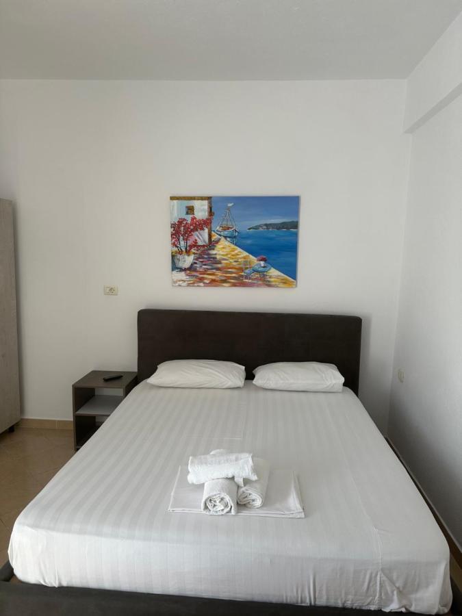 Skenderi Apartments 卡萨米尔 外观 照片